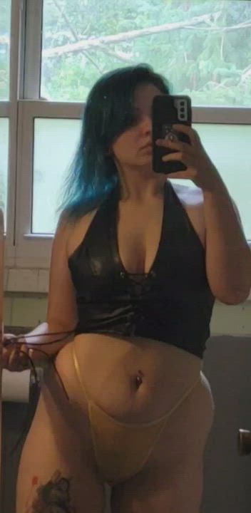 19 Years Old porn video with onlyfans model Klutz <strong>@kitleekat</strong>