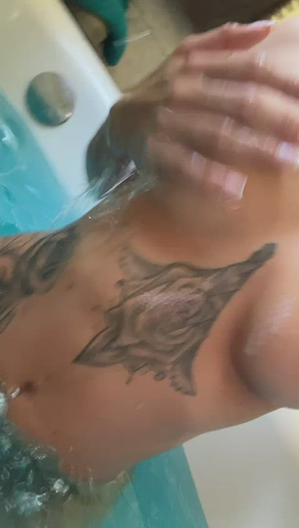 Bath porn video with onlyfans model Lexi May ✨ <strong>@lexi_may66</strong>