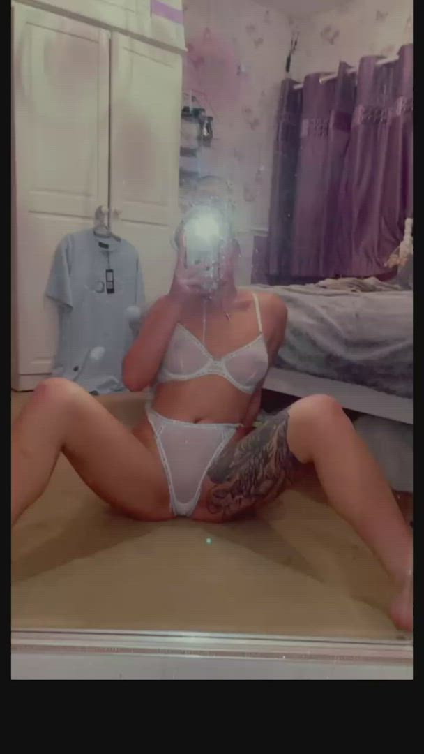 Blonde porn video with onlyfans model lightmilf86 <strong>@diamondcrystalx</strong>