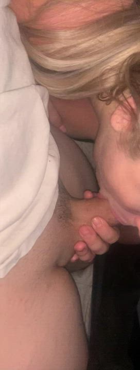 Blonde porn video with onlyfans model Lonelywifexx <strong>@lonelywifexx94</strong>