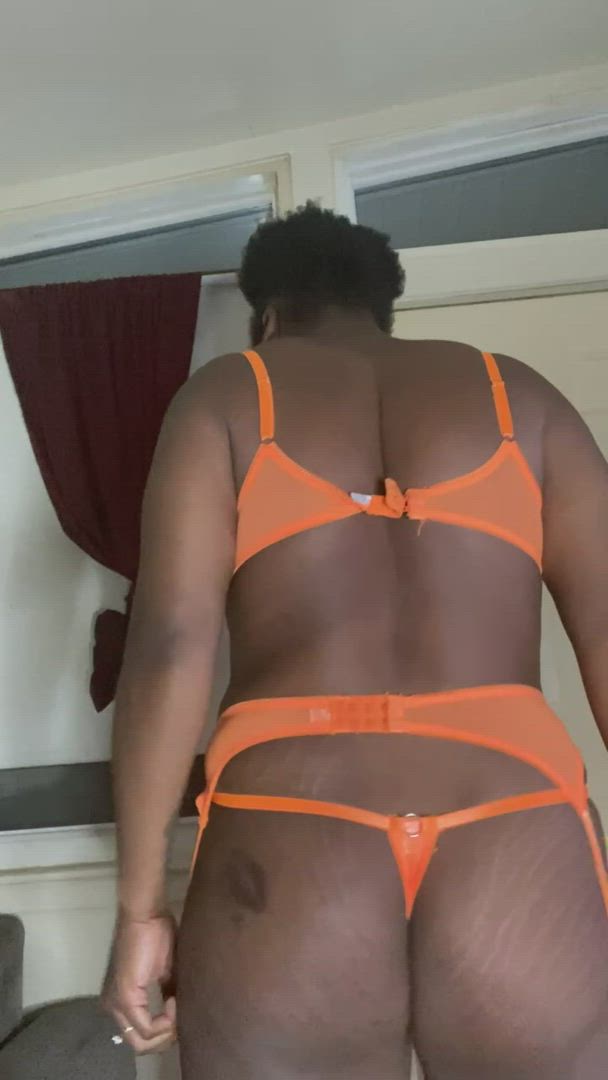 Hotwife porn video with onlyfans model lovelyjanay13 <strong>@lovely_janay</strong>