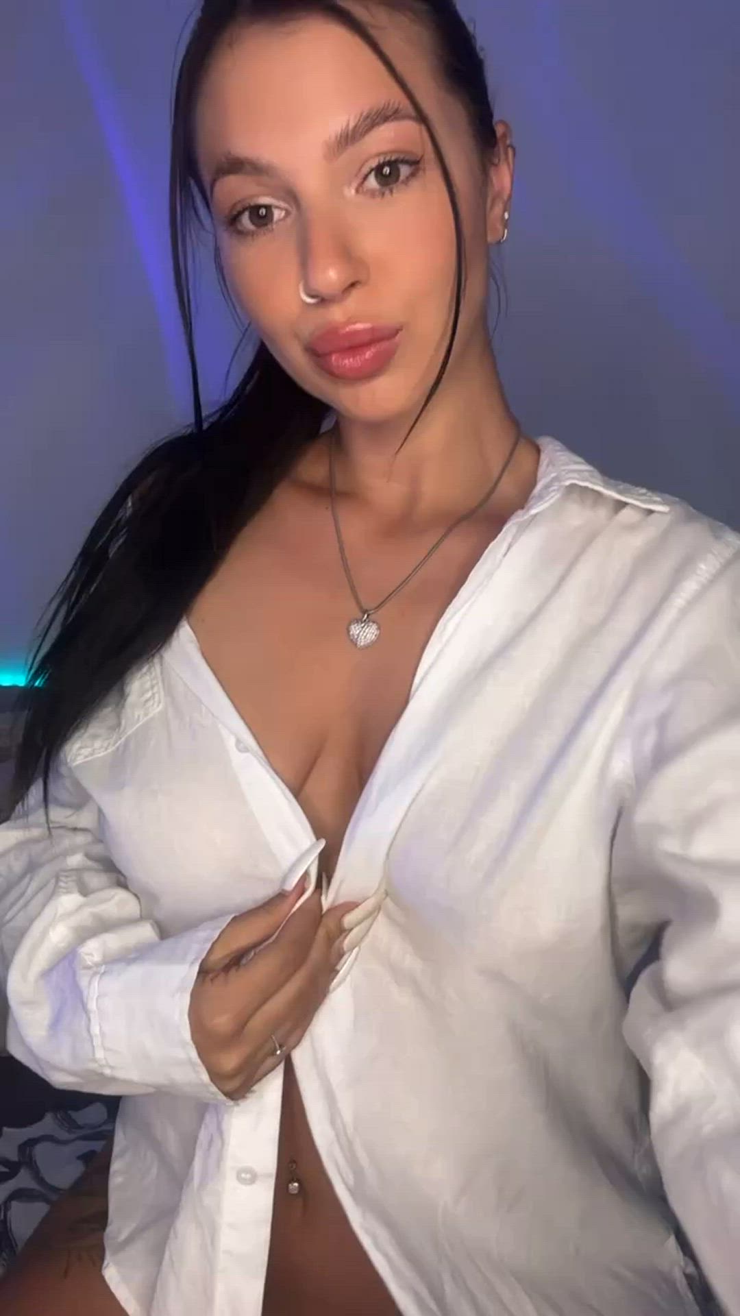 Boobs porn video with onlyfans model lucyberryx <strong>@lucyberryx</strong>