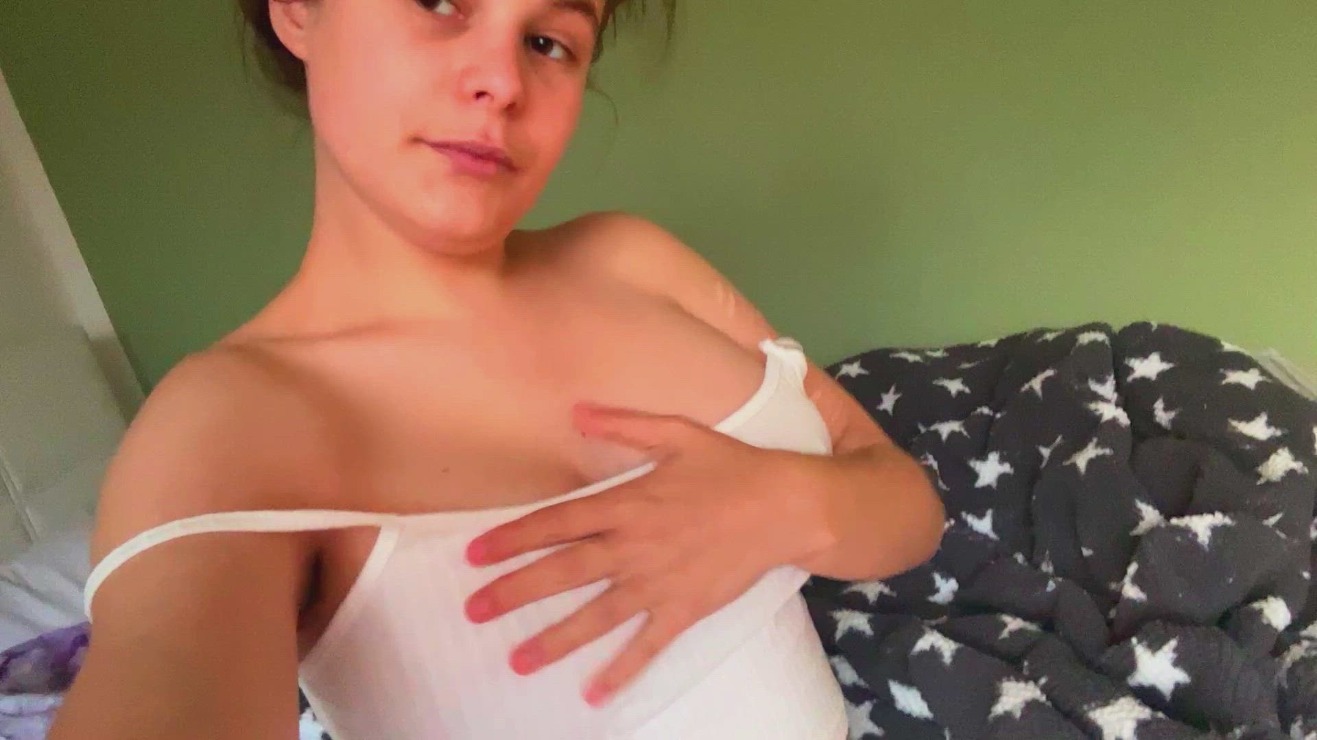 Amateur porn video with onlyfans model lucyxreal1 <strong>@lucxyx</strong>