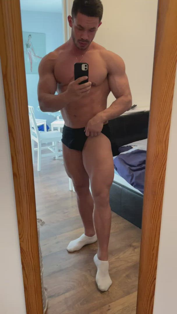 Cock Worship porn video with onlyfans model LukCage <strong>@luke_cage</strong>