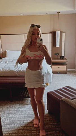 Blonde porn video with onlyfans model Maddie <strong>@xxtramaddie</strong>