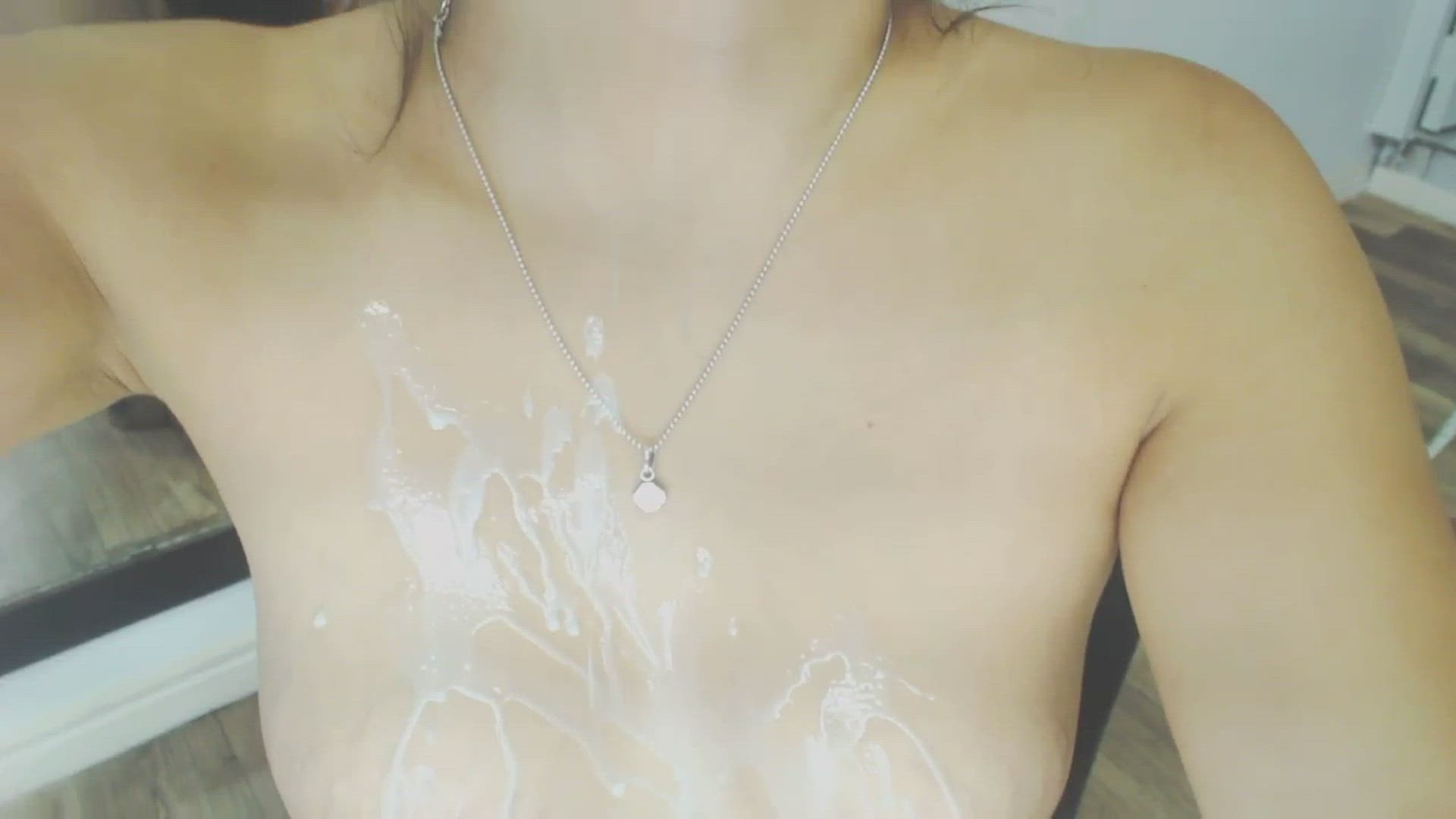 Milk porn video with onlyfans model malejagomez19 <strong>@malejagomez.l</strong>