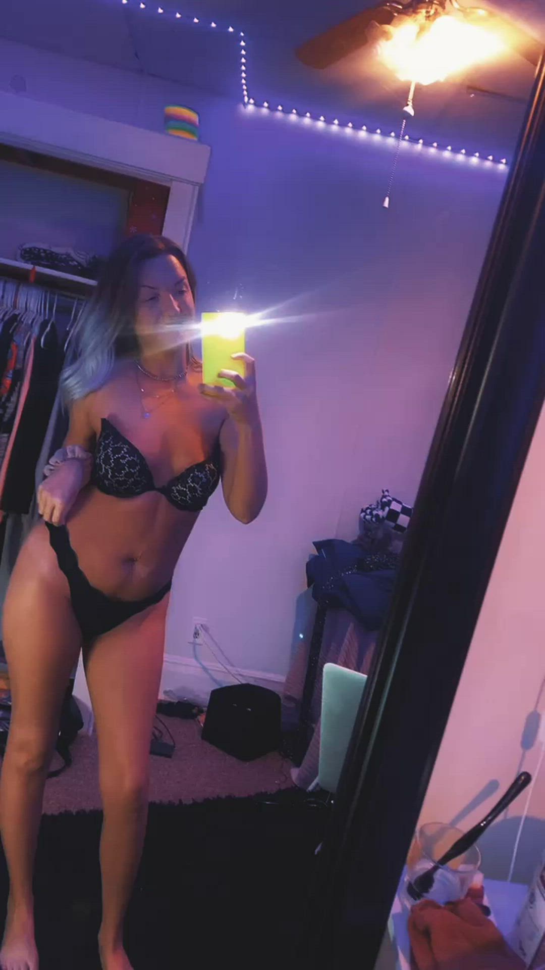 Amateur porn video with onlyfans model mazie10563 <strong>@mazie_mae</strong>