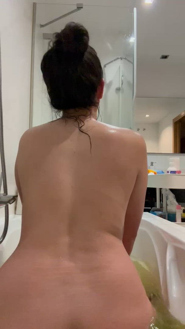 Ass porn video with onlyfans model mia1126 <strong>@mia1126</strong>