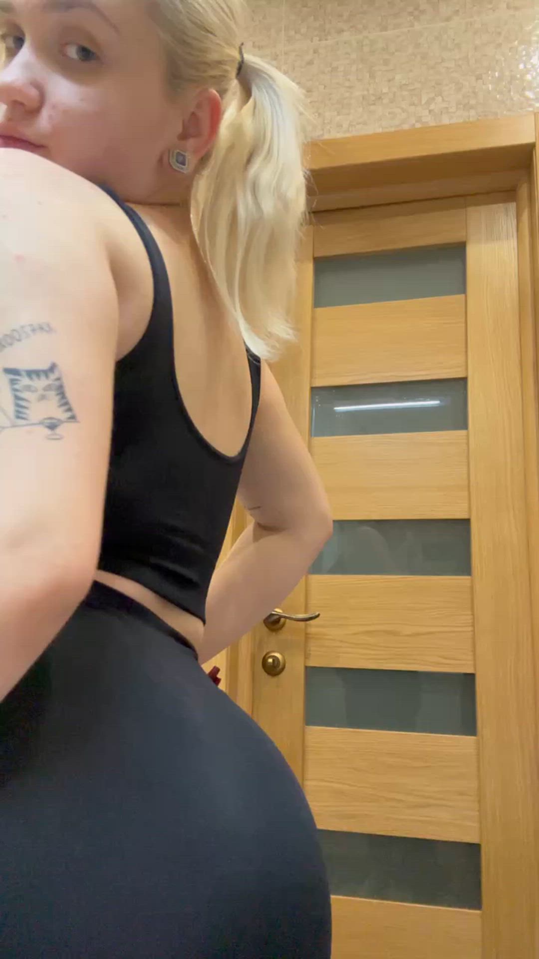 Ass porn video with onlyfans model miawhiteee <strong>@miawhiteee</strong>