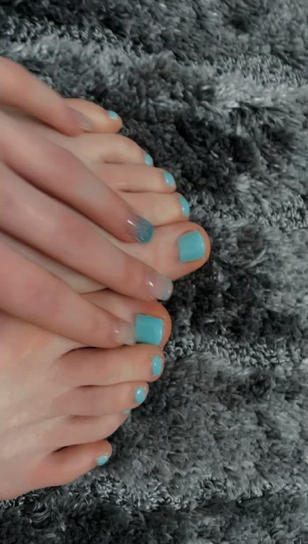 Feet porn video with onlyfans model mileyhayes <strong>@petedavidsonisaghost</strong>