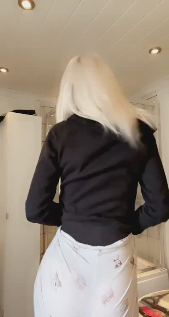 Undressing porn video with onlyfans model Missjuly <strong>@blondymissjuly</strong>