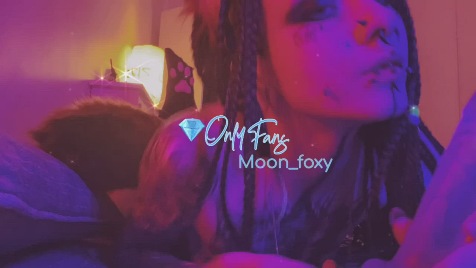 18 Years Old porn video with onlyfans model MoonFoxy <strong>@moon_foxy_vip</strong>