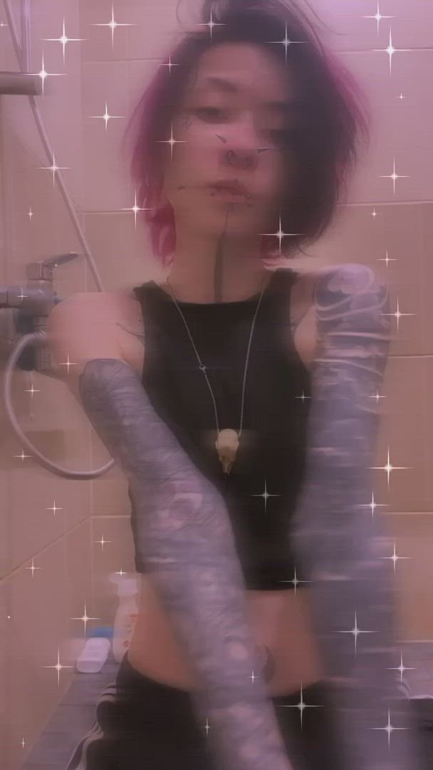 Emo porn video with onlyfans model MoonFoxy <strong>@moon_foxy_vip</strong>