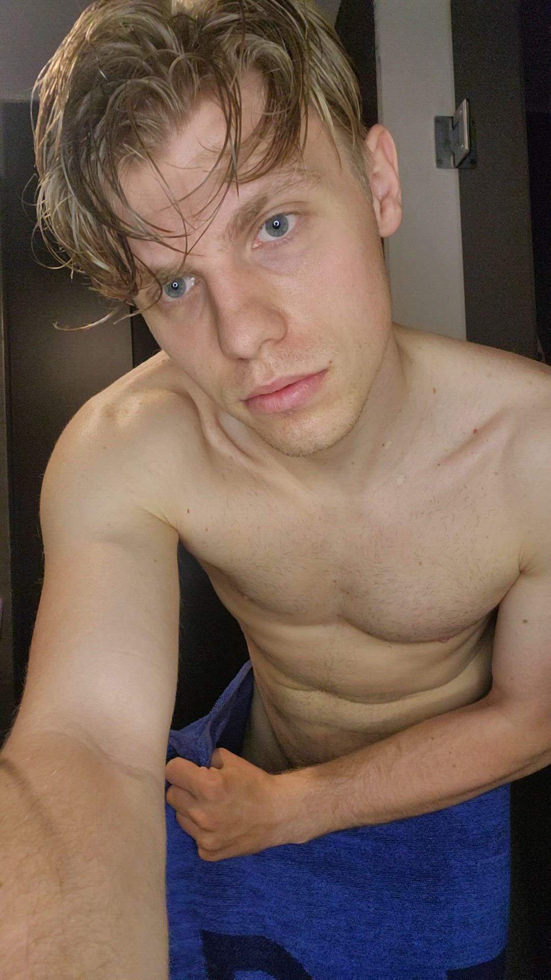 Blonde porn video with onlyfans model mrmilesxxx <strong>@mrmilesxxx</strong>