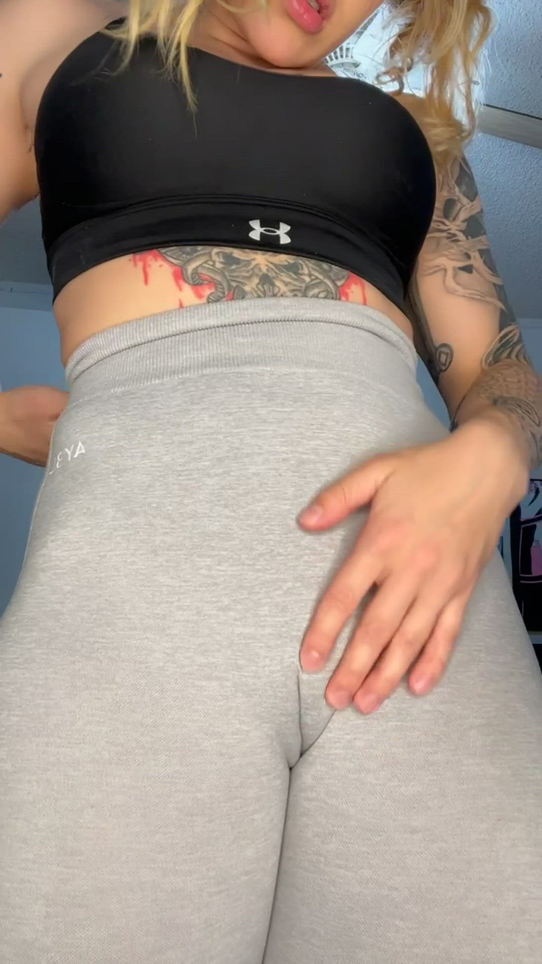 Camel Toe porn video with onlyfans model Muscle Harley 💪 <strong>@theswolegoth</strong>