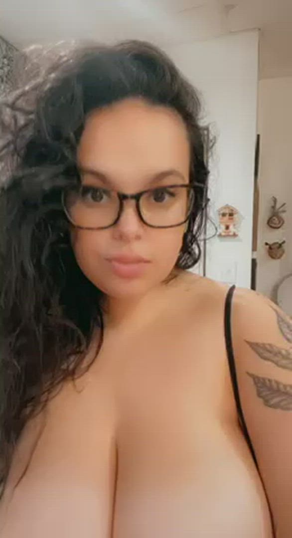 Drooling porn video with onlyfans model Ohlulu1093 <strong>@ohlulu93</strong>