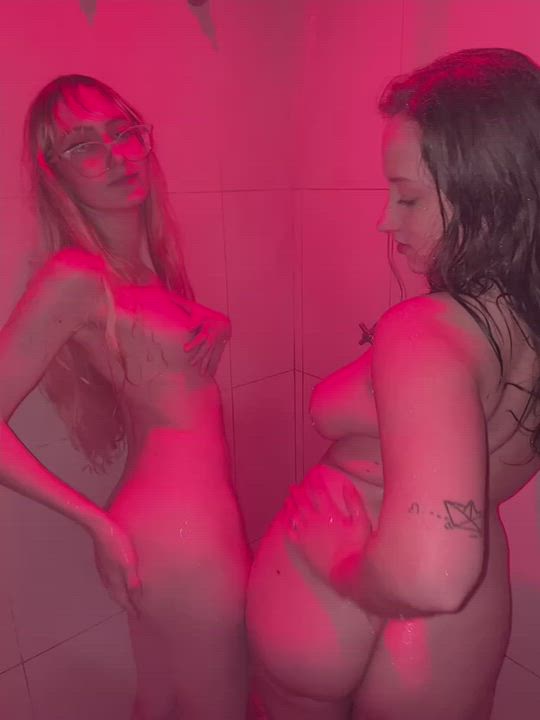 Bathroom porn video with onlyfans model ONLYFANS Blue_lily <strong>@blue_lily</strong>