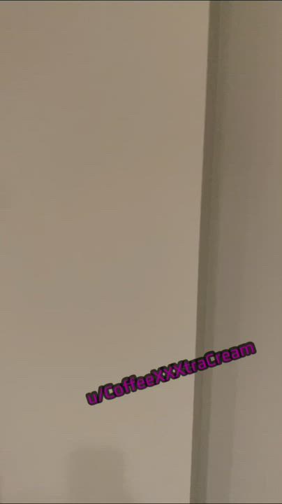 Bathroom porn video with onlyfans model CoffeeXXXtraCream <strong>@coffeexxxtracream</strong>