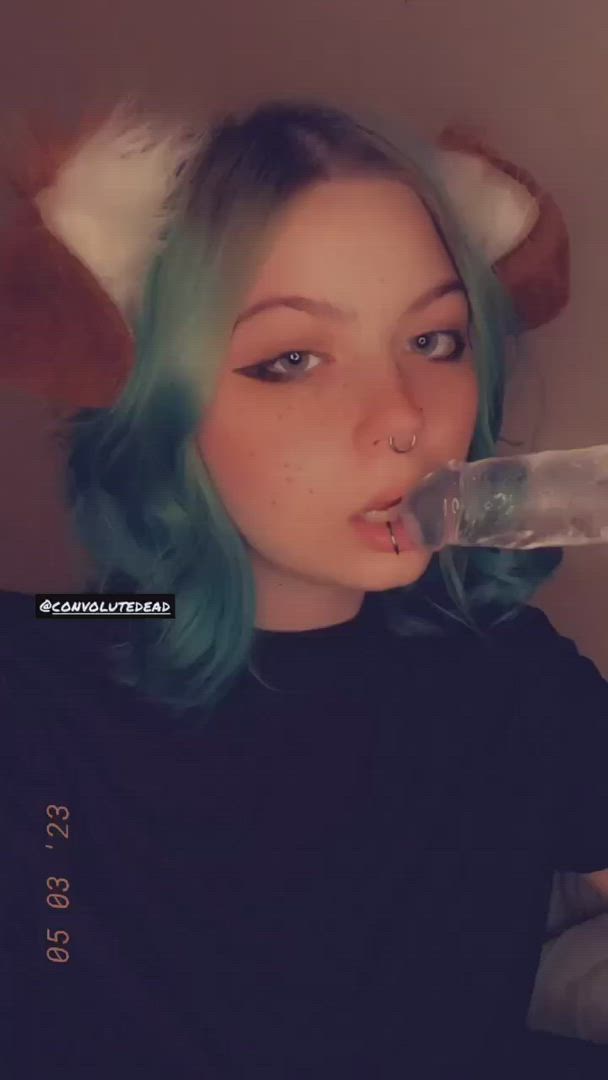 Deepthroat porn video with onlyfans model Convolutedead <strong>@convolutedead</strong>