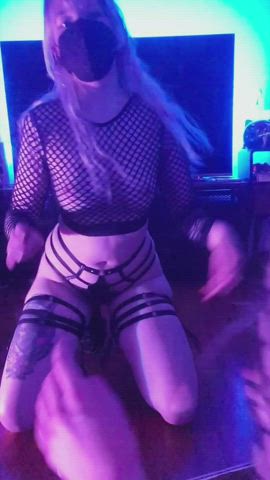 Fishnet porn video with onlyfans model duckyfrog <strong>@duckyfrog</strong>