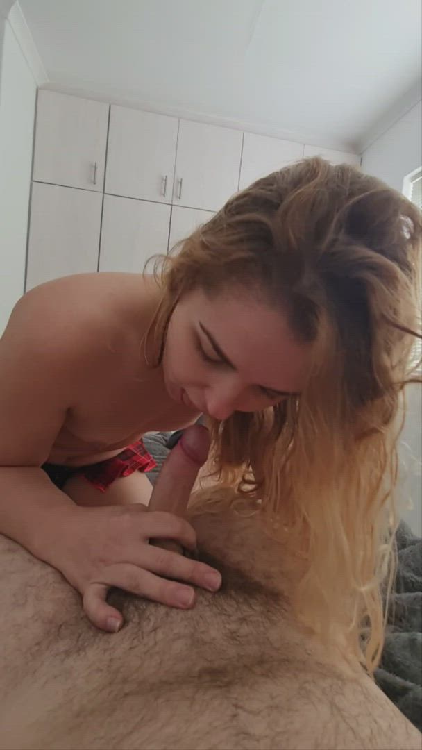 Amateur porn video with onlyfans model Funsizedlady <strong>@funsizedlady</strong>