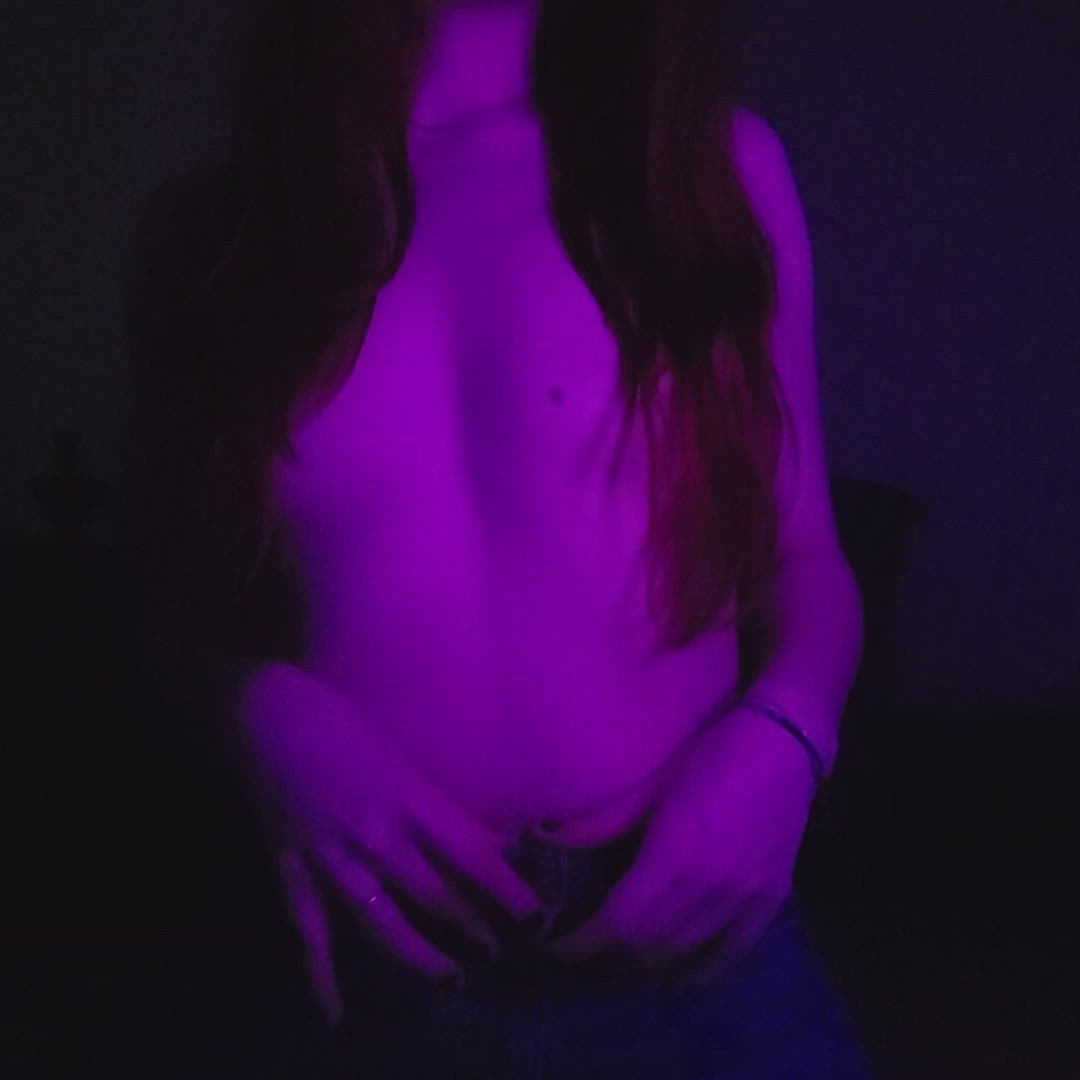 Long Hair porn video with onlyfans model GladlyUnknown <strong>@gladlyunknown</strong>
