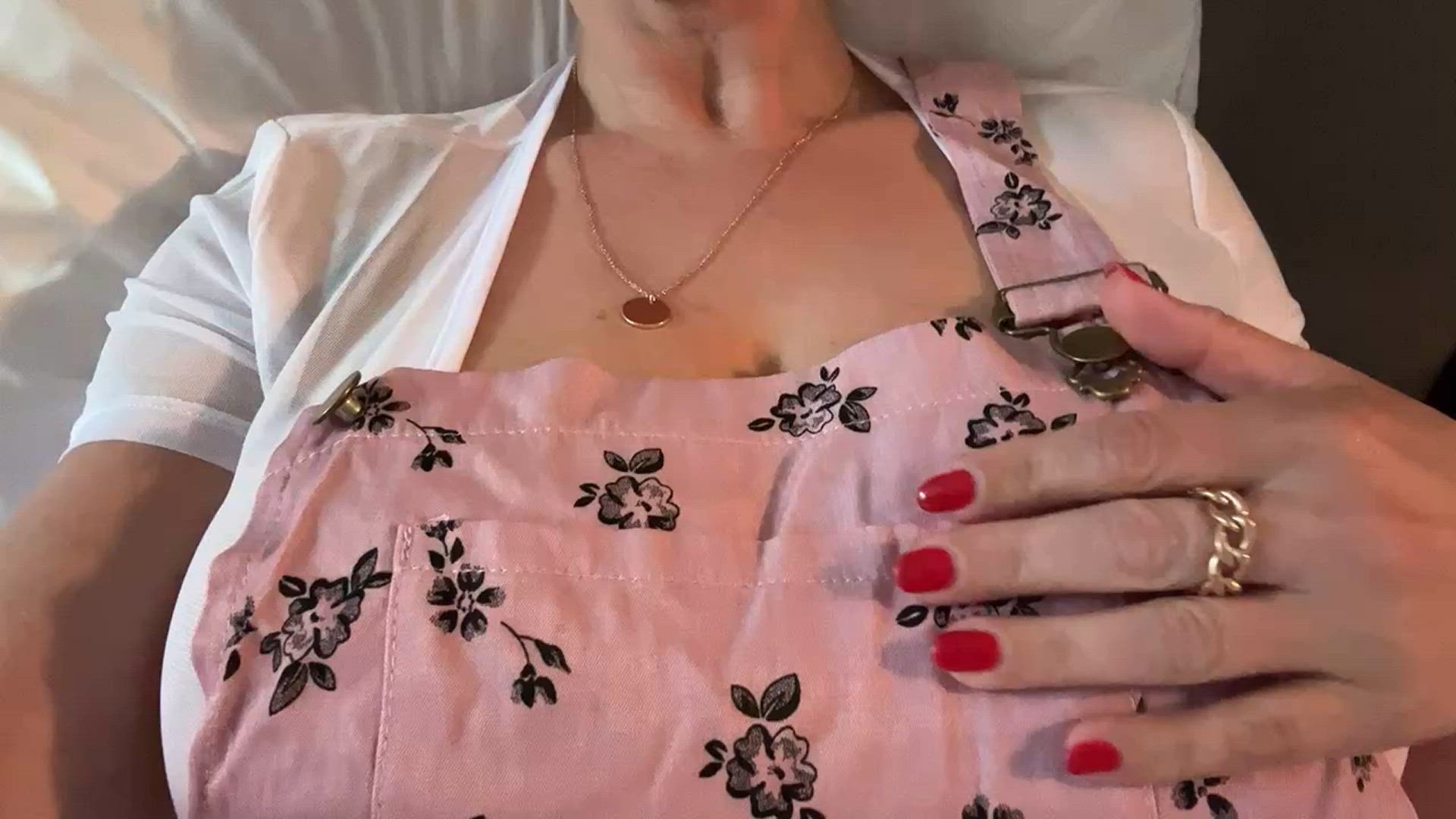 Big Tits porn video with onlyfans model Hannah28h <strong>@hannah28h</strong>