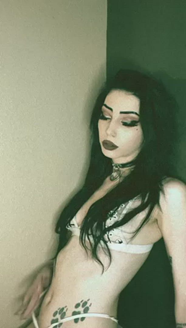 Alt porn video with onlyfans model  <strong>@hexdarling</strong>