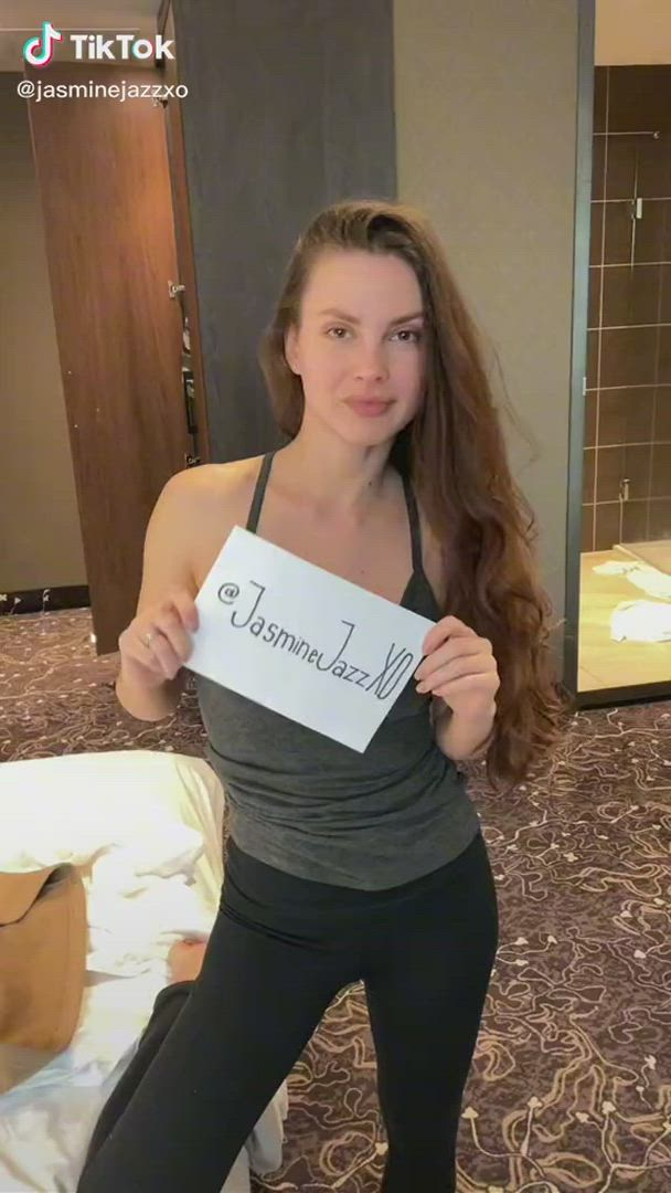 Jasmine Jazz porn video with onlyfans model JasmineJazzXO <strong>@jasminejazzxo</strong>