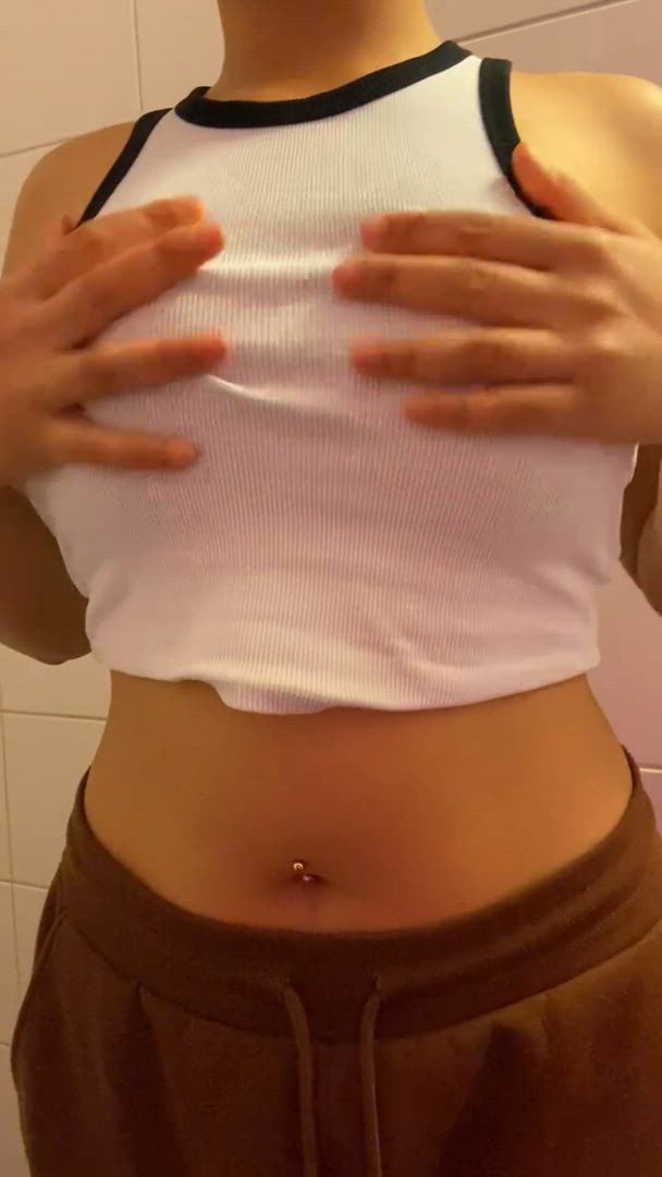 Amateur porn video with onlyfans model jennypuki <strong>@jennypuki</strong>
