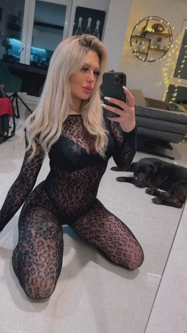 Blonde porn video with onlyfans model jessy-ivy <strong>@jessy-ivy</strong>