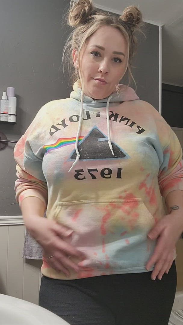 Chubby porn video with onlyfans model Louisexxmoon <strong>@louisexxmoon</strong>