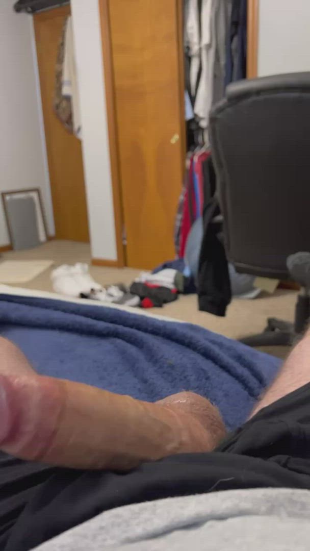 Cumshot porn video with onlyfans model  <strong>@megadongx</strong>