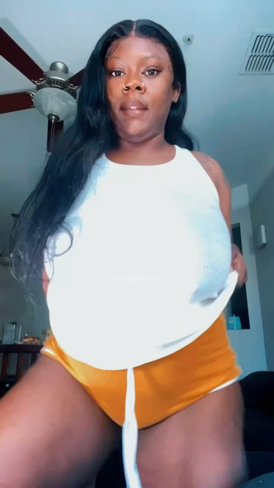 Big Tits porn video with onlyfans model MilanBankss <strong>@milanbankss</strong>