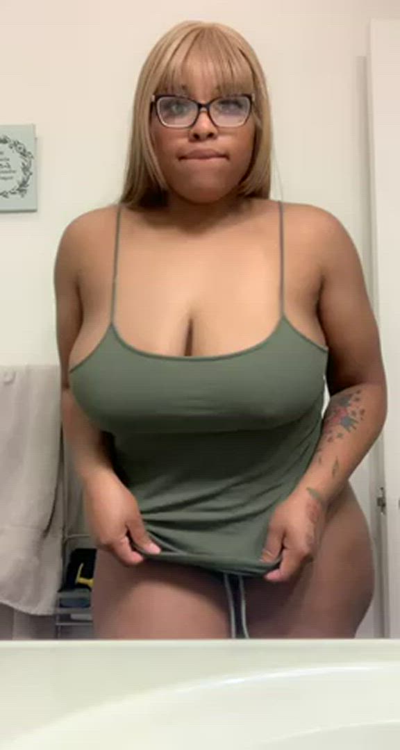 Boobs porn video with onlyfans model mistressbaambii <strong>@mistressbaambii</strong>