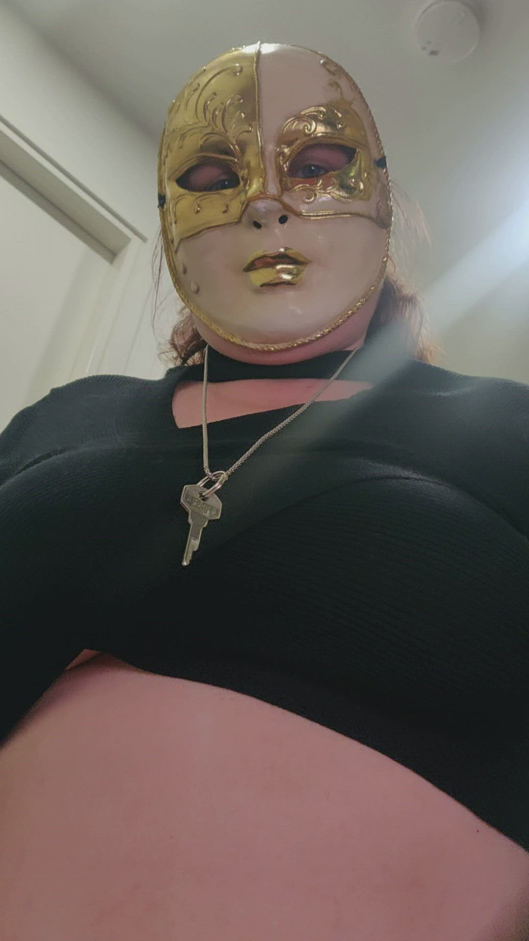 Beta porn video with onlyfans model MyMaskedMistress <strong>@mymaskedmistress</strong>