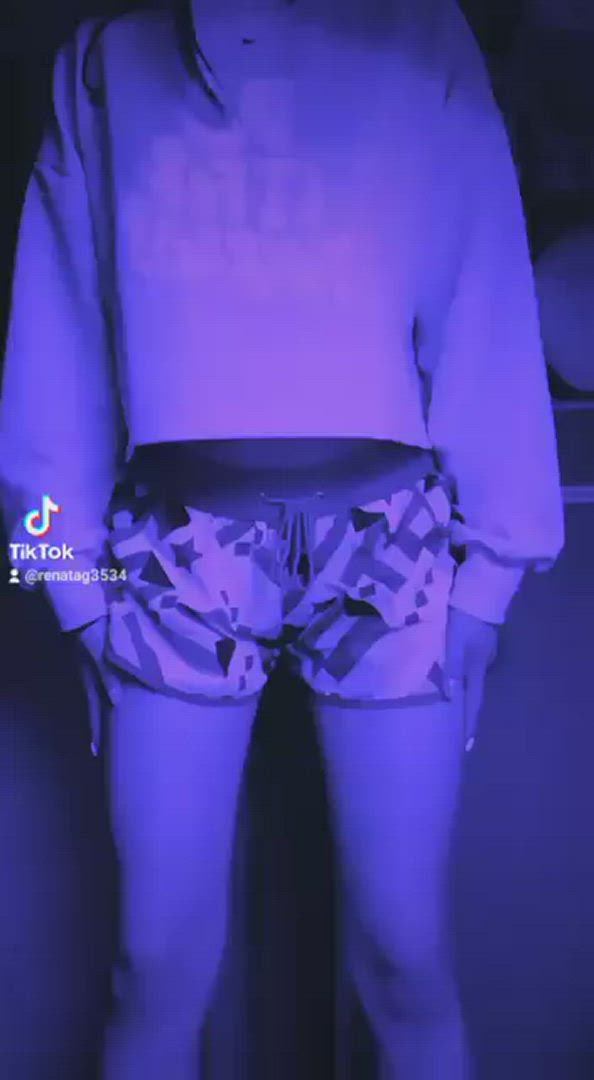 Dancing porn video with onlyfans model Renata123pe <strong>@renata123pe</strong>