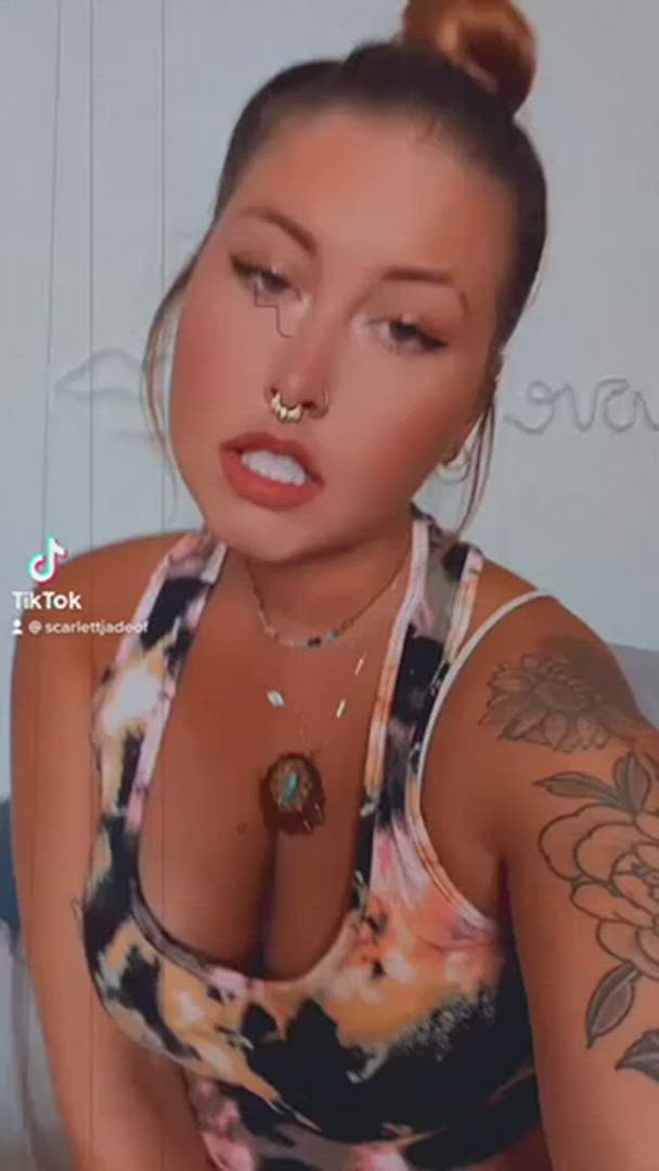 Boobs porn video with onlyfans model ScarlettJade214 <strong>@scarlettjade214</strong>