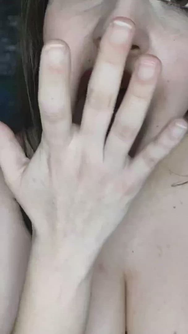 Amateur porn video with onlyfans model soothingangel <strong>@soothingangel</strong>