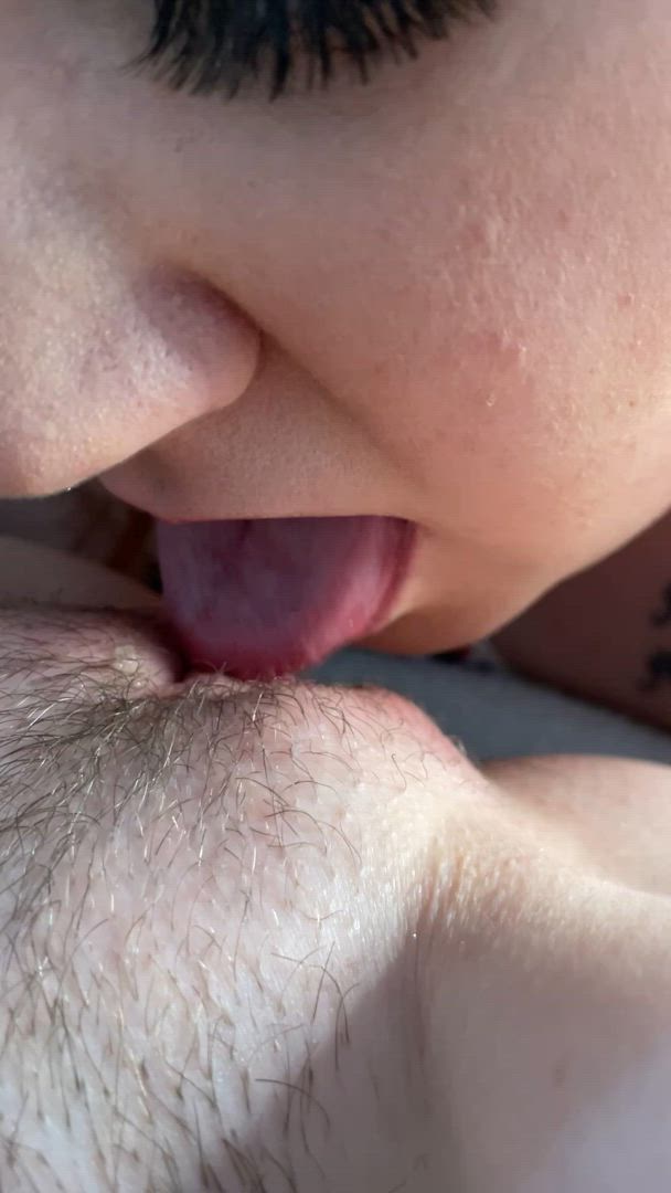 Oral porn video with onlyfans model spicytiktokginger <strong>@spicytiktokginger</strong>