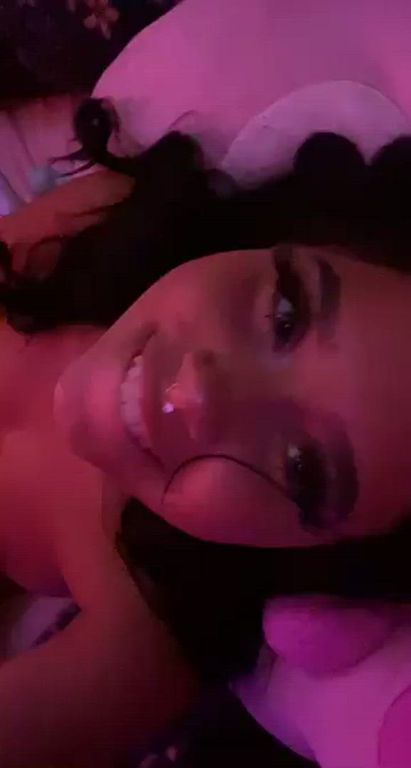 Amateur porn video with onlyfans model UrGreenEyedGf <strong>@urgreeneyedgf</strong>