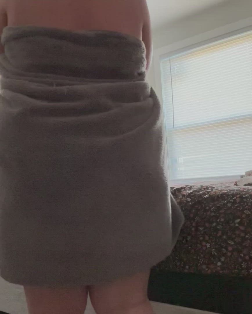 Amateur porn video with onlyfans model pawgprincess28 <strong>@pawgprincess24</strong>