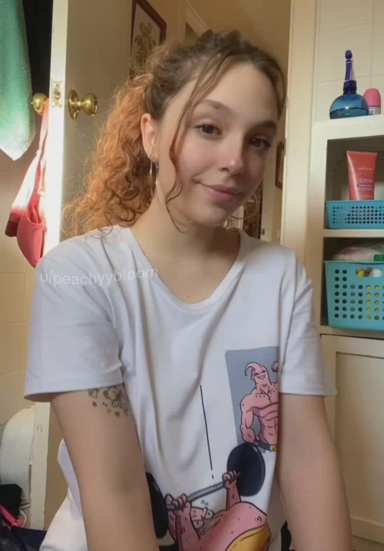 Amateur porn video with onlyfans model peachyy? <strong>@peachyybloom</strong>