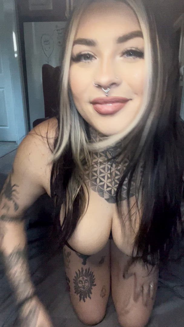 Big Tits porn video with onlyfans model pecetluitnn <strong>@mhmbaby</strong>