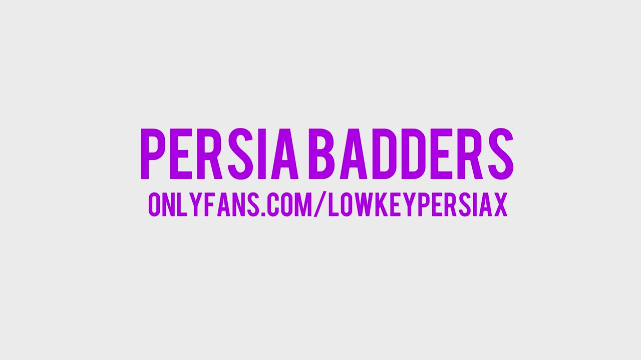 Blowjob porn video with onlyfans model PERSIA BADDERS X <strong>@lowkeypersiax</strong>