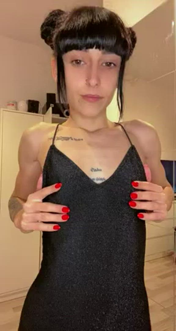 Brunette porn video with onlyfans model pollysmalls <strong>@polly_smalls</strong>