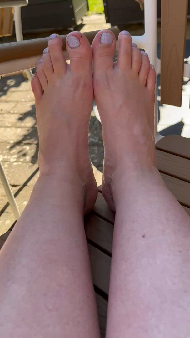 Feet porn video with onlyfans model princessbubblegum <strong>@princessbubblegum6</strong>