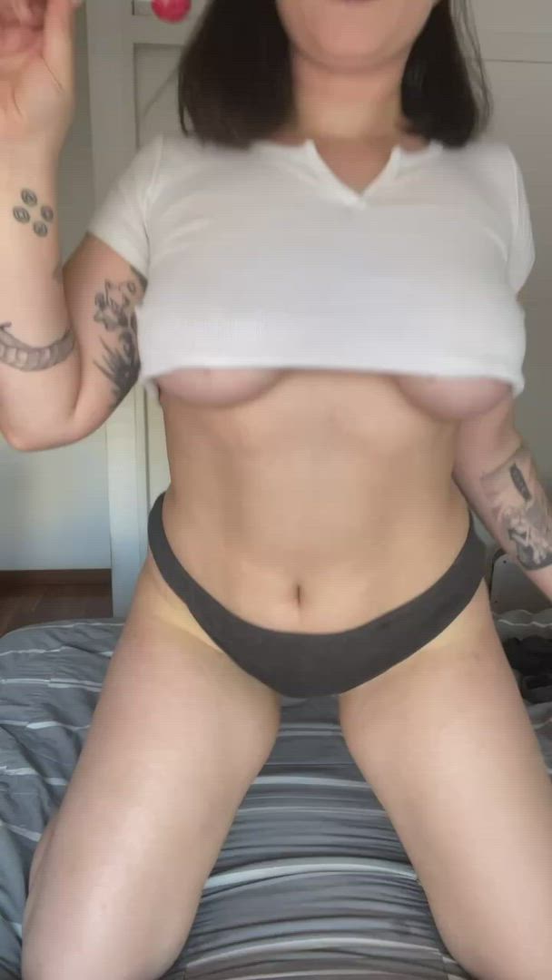 Busty porn video with onlyfans model Queenmilani <strong>@queenmilani_free</strong>