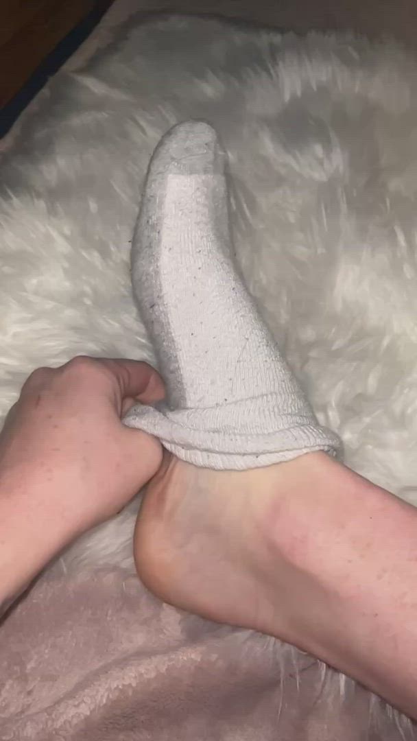 Feet porn video with onlyfans model raven6662 <strong>@u287668239</strong>
