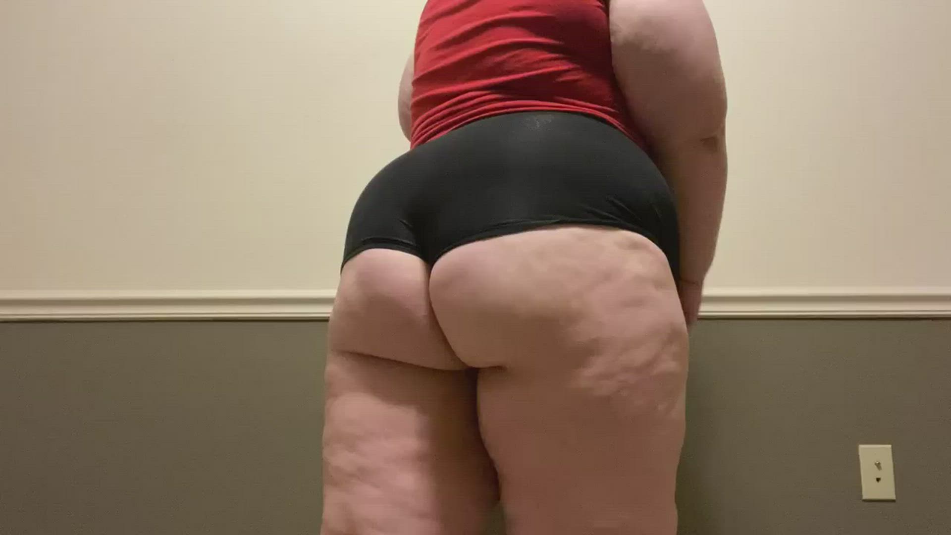 Ass porn video with onlyfans model RoseAndHerBeast <strong>@magmasamurai</strong>